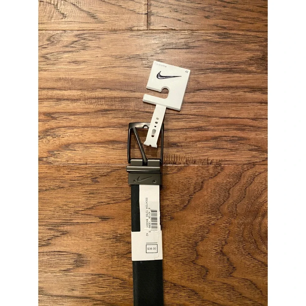 Nike Mens Reversible Leather Golf Belt Black White Size 42 S5047004 BKWH